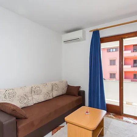Apartament Ava