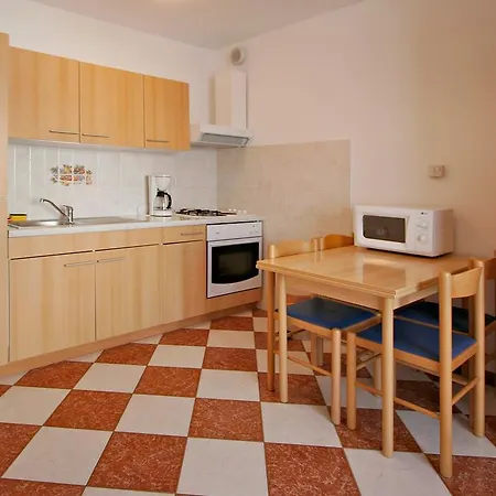 Apartament Ava