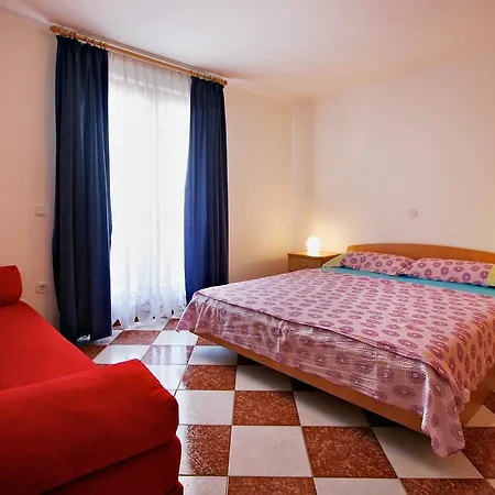 Apartament Ava