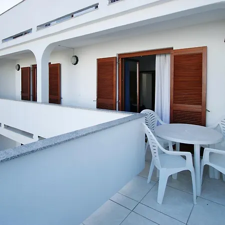 Apartament Ava