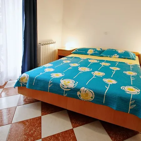 Ava Daire Poreč